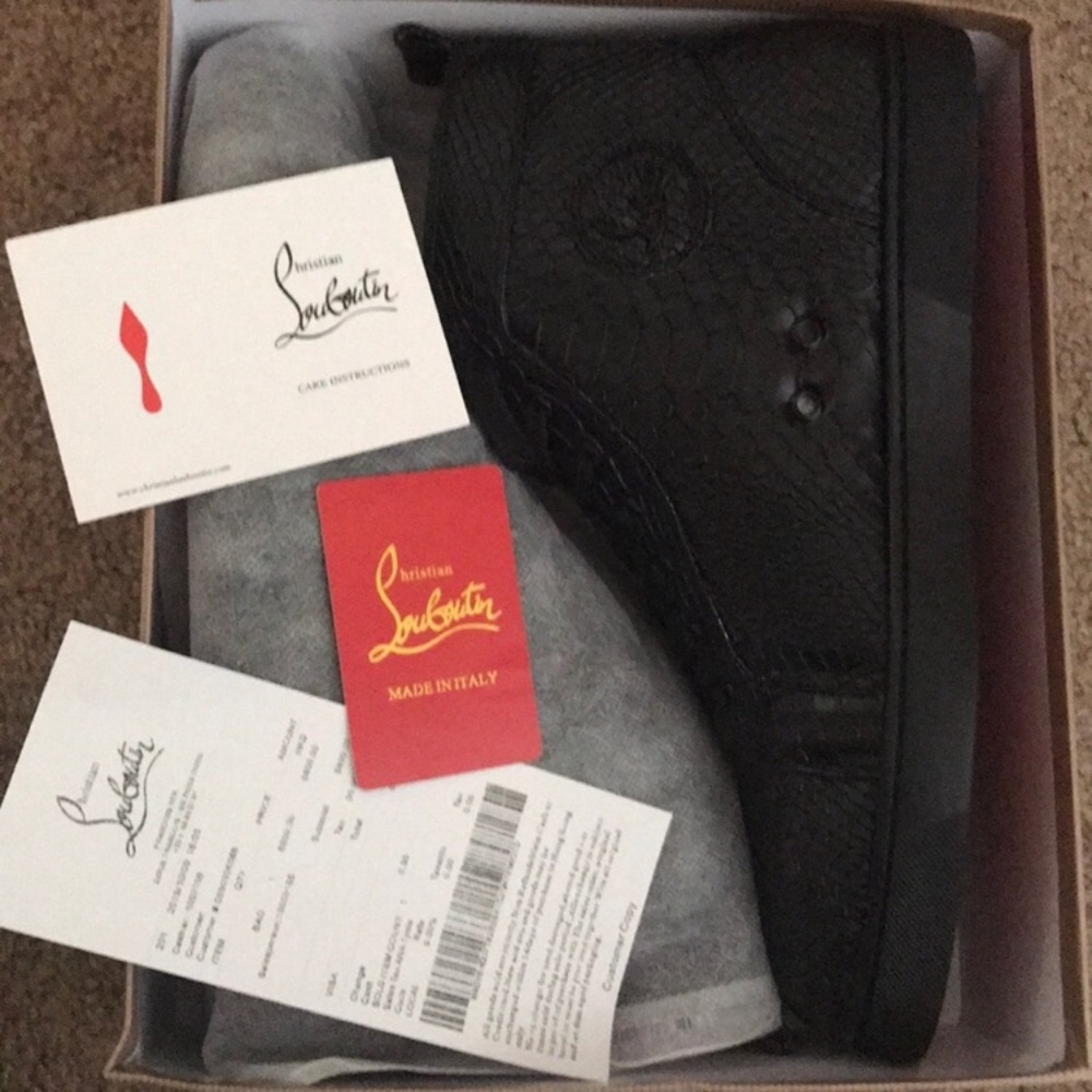Red bottom Men’s sneakers